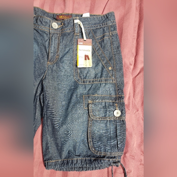 NWT Lee denim bermuda long length, lower on the waist - Picture 2 of 5